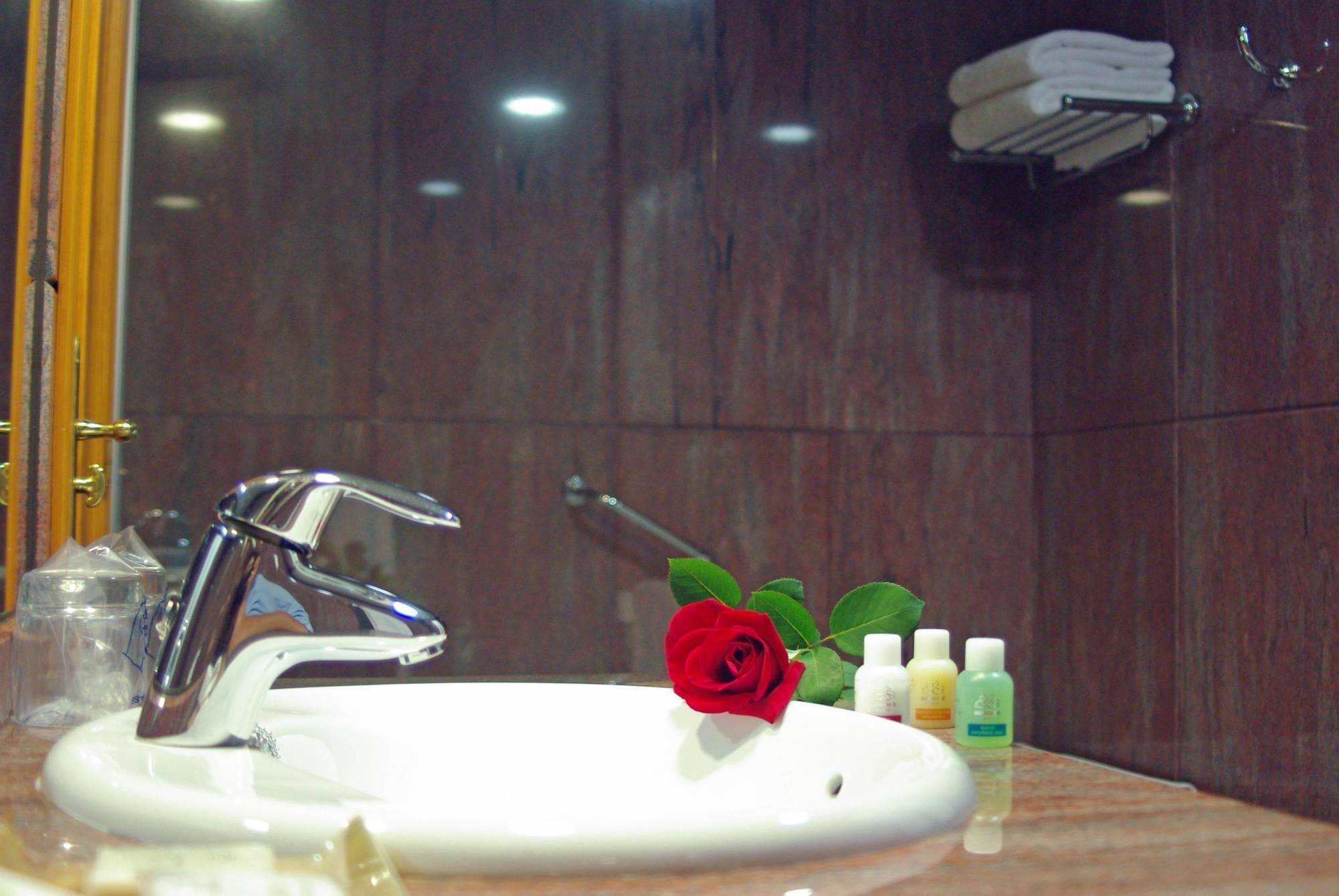 Hotel Alcazar Segovia Zimmer foto